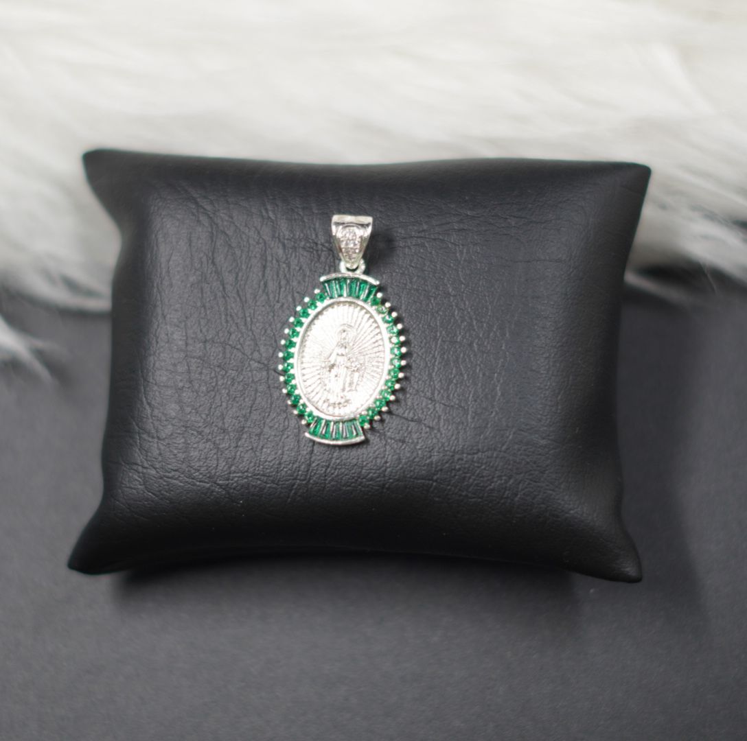 Miniatura 1 de DIJE VIRGEN PLATEADO PIEDRAS VERDES